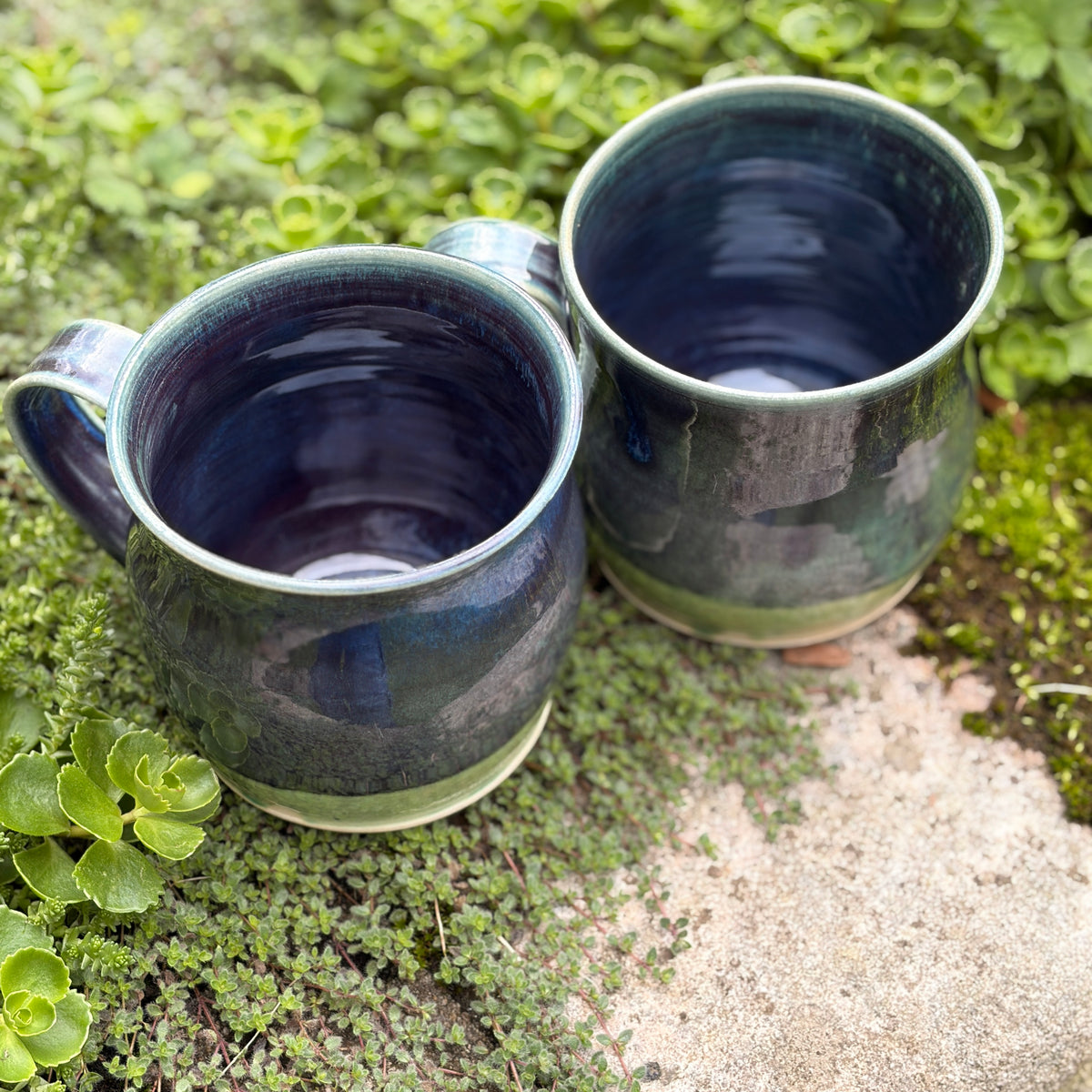 Belly Mug- Navy and Turq